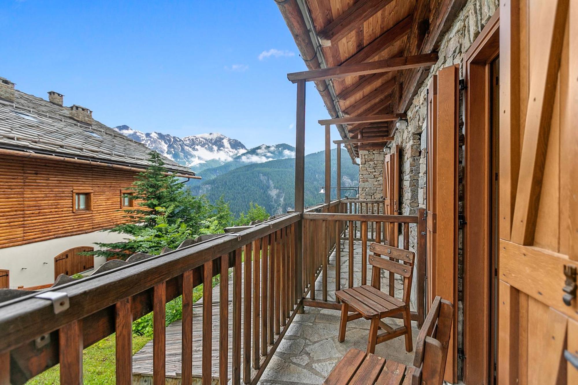Residence Cianfuran- Happy Rentals Бардонеккия Экстерьер фото